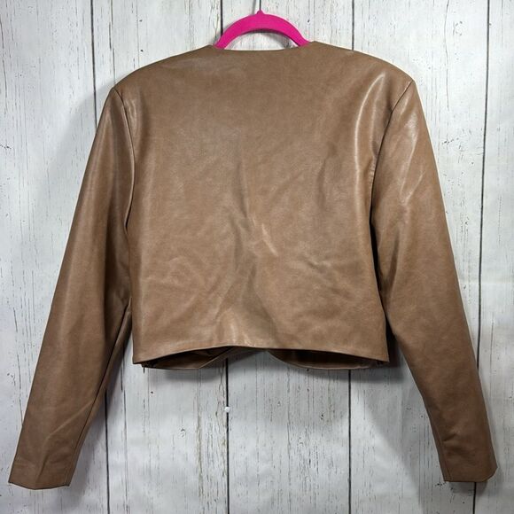7 For All Mankind Faux Leather Jacket L Tan Twist Front Cropped Modern Chic - Picture 16 of 16